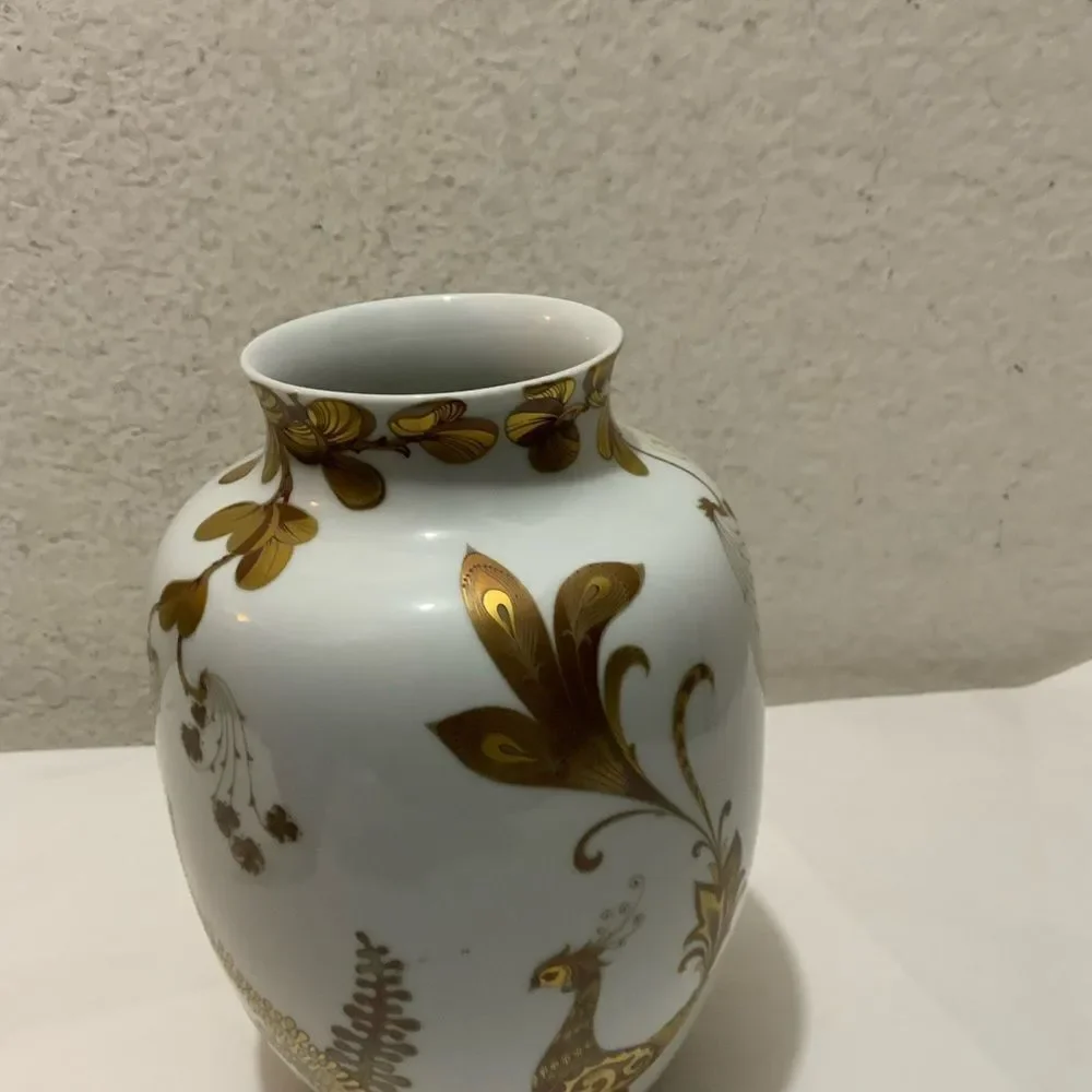 AK Kaiser White Gold Porcelain Serenade Vase from Ak Emperor, W. Germany, 1970s